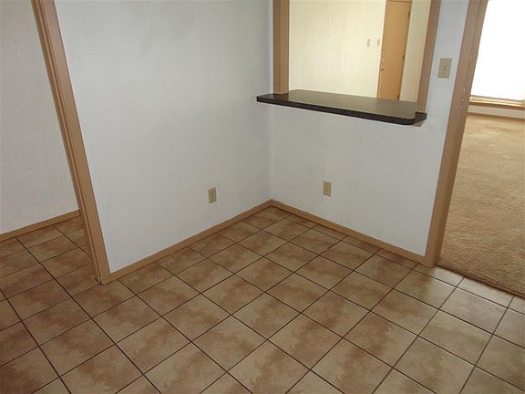 5th image of 4433 Stanton St #263