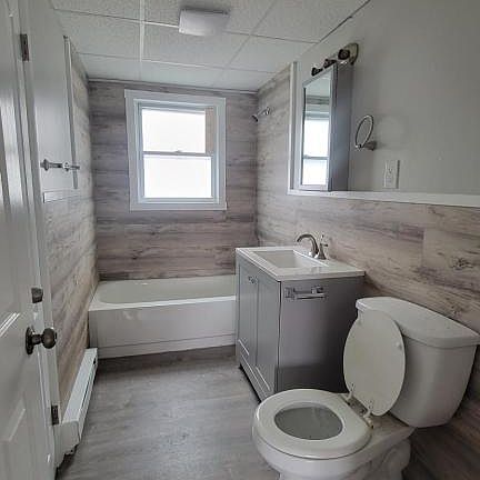 5th image of 183 Lowell St