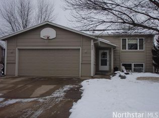 557 Innsbruck Dr, Chaska, MN 55318