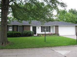 1513 Waterford Dr, Columbia, MO 65203