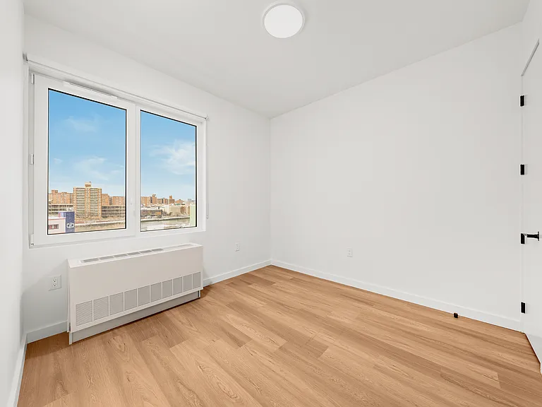 261 Grand Concourse #2707 — Photo 5