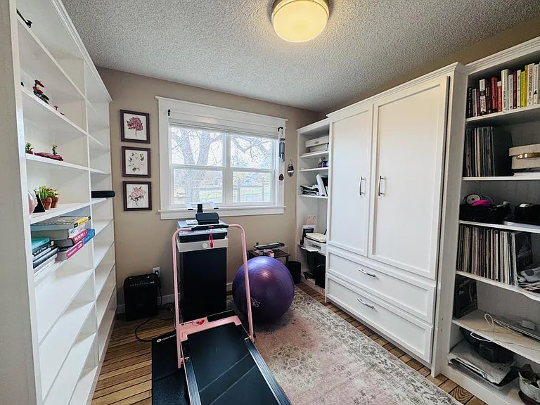 1617 Winne Ave — Photo 24