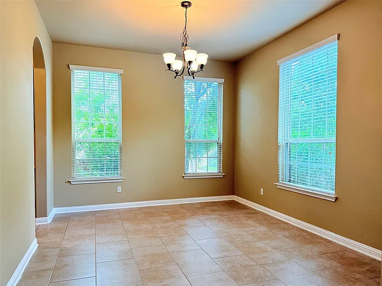 404 Dry Gulch Bnd — Photo 4