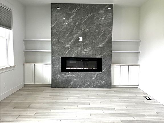 5th image of 3214 W Lakeside Drive