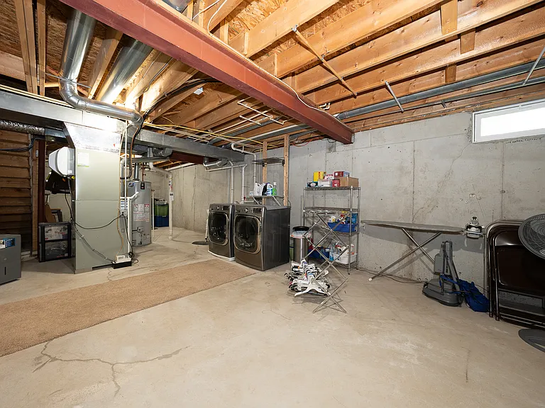 903 Maplewood Dr — Photo 20
