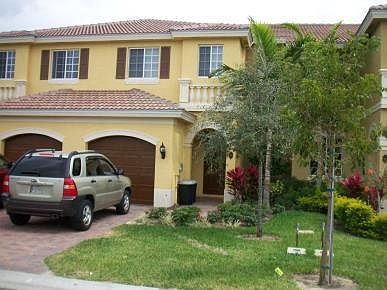 1st image of 10280 Olivewood Way