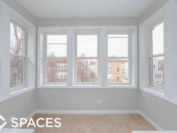 3rd image of 5039 W Cullom Ave #2