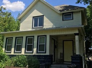 98 York St, Rochester, NY 14611