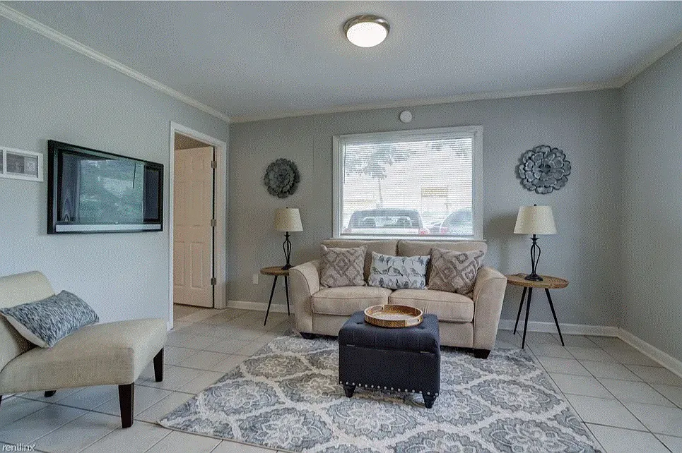 1 bed, 700 sqft, $1,195 — Photo 4