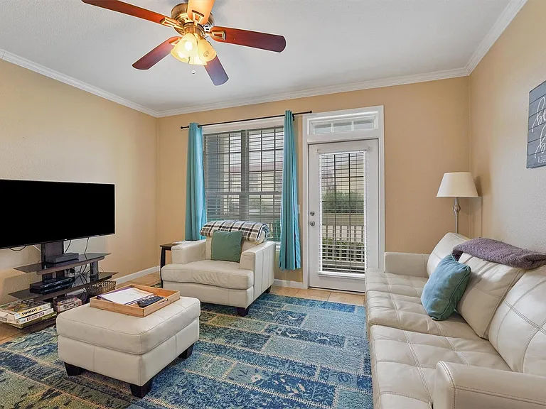 7000 Seawall Blvd #911 — Photo 6