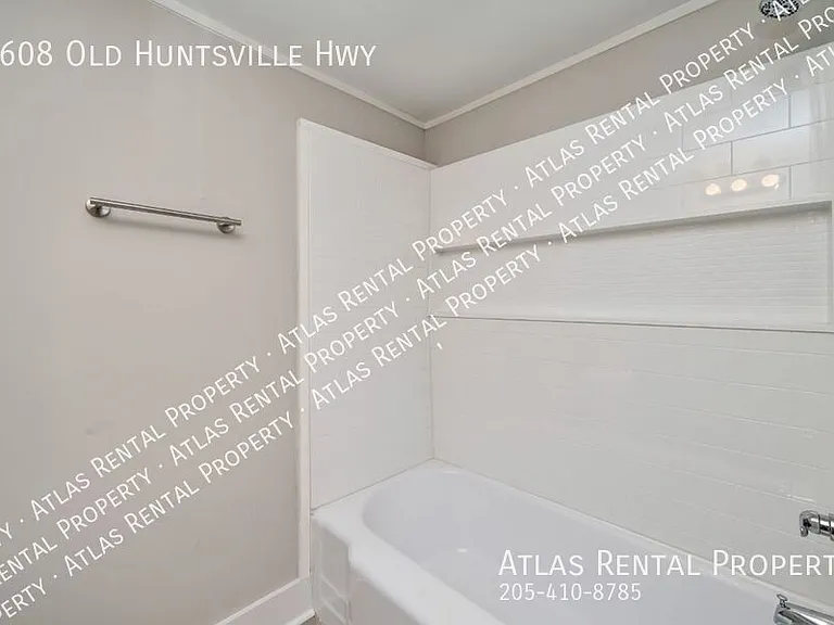 1608 Old Huntsville Hwy NW — Photo 21