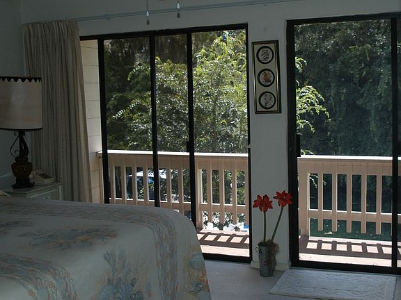 5th image of 65 Beach Ln #1