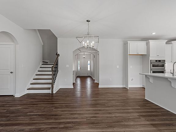 5th image of 237 Cherry Blossom Ct