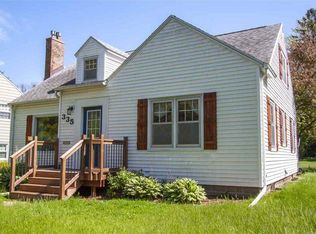 335 Derbyshire Rd, Waterloo, IA 50701