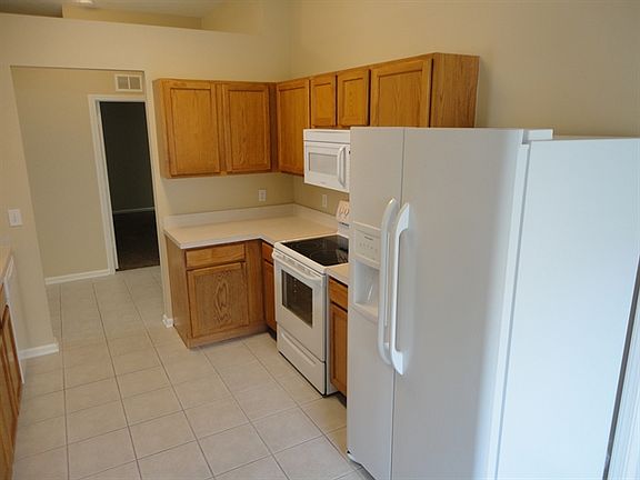 5th image of 12513 Herons Path Pl