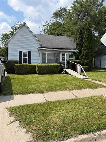 21 S Gratiot Ave Photo 1