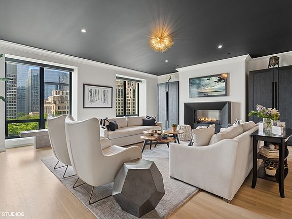 4th image of 840 N Lake Shore Dr APT 902