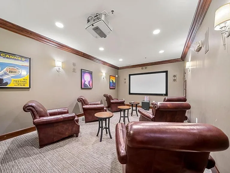 901 Abernathy Rd #4220 — Photo 3
