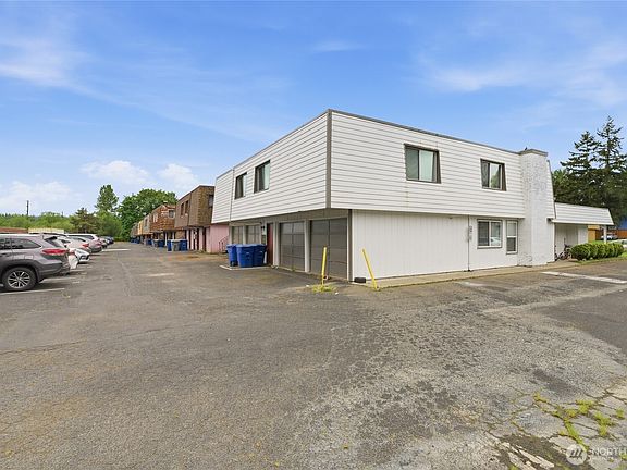 4th image of 16 147th Avenue SE