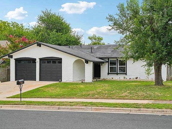 2nd image of 10219 W Rutland Vlg