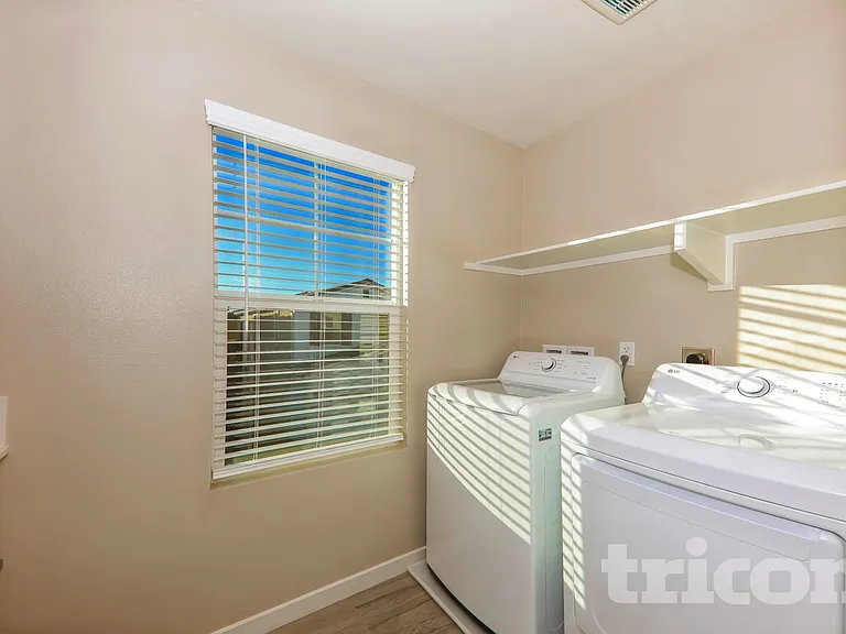 29285 Mountain Blue Ct — Photo 12