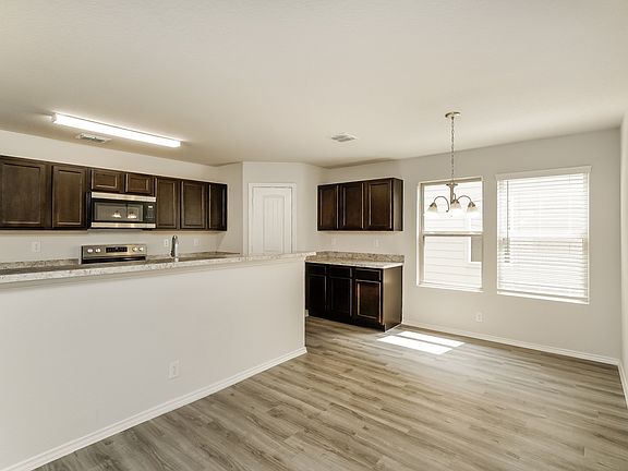 3rd image of 2310 Applewhite Mdw