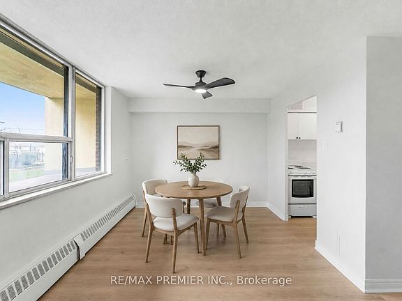 5th image of 5 Frith Rd #105