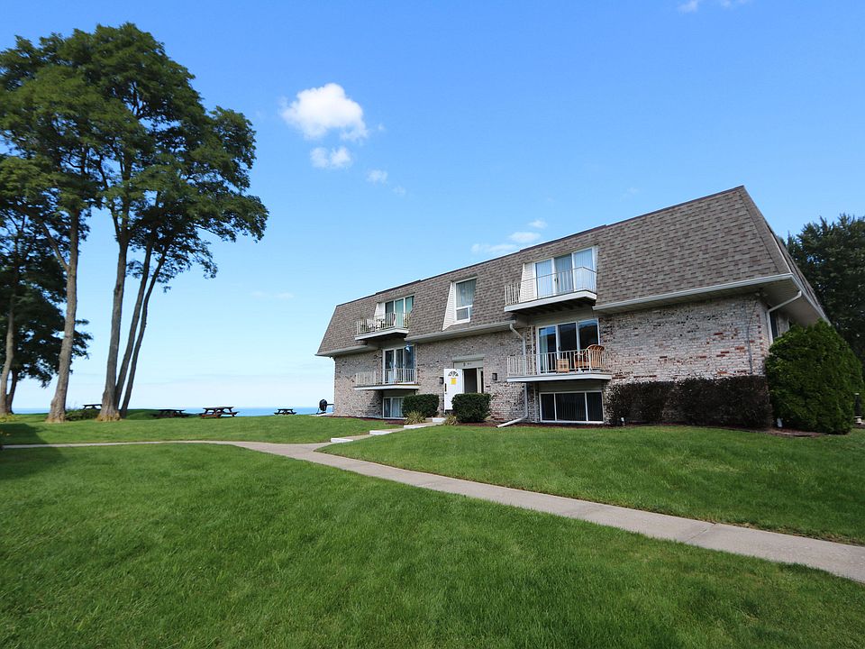 1st image of 3612 Lakeshore Dr