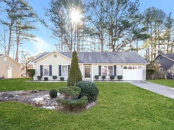 2nd image of 1200 Park Creek Cir