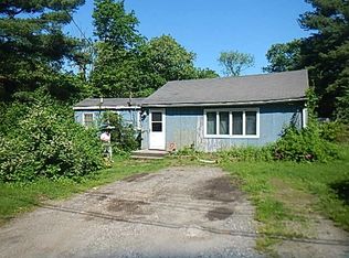 13 Botsford Hill Rd, Newtown, CT 06470