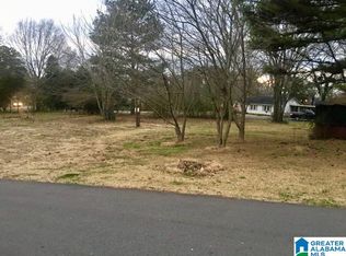 1815 Elkwood Dr, Fultondale, AL 35068