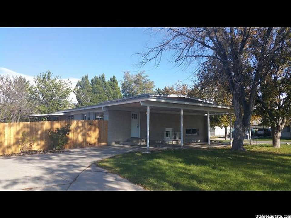 2nd image of 4502 W Manhatten Dr