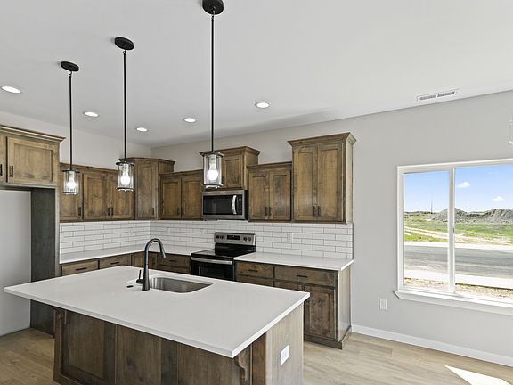 Lots of sunshine kitchen