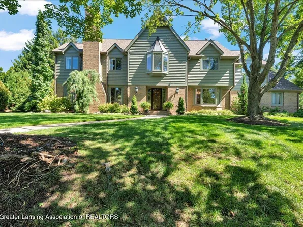 1352 Foxcroft Rd, East Lansing, MI 48823