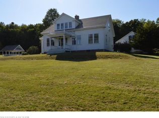 65 W Main St, Searsport, ME 04974