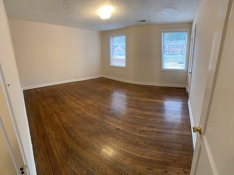 1691 Valley Ave — Photo 25