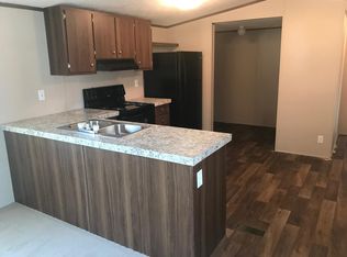 504 Rose St, Wapakoneta, OH 45895