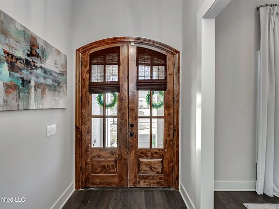 5th image of 118 Hampstead Dr