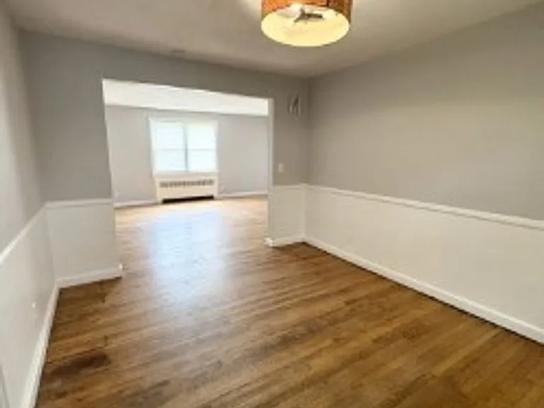 7709 Castleton Pl — Photo 11