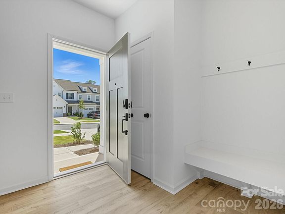 5th image of 11935 Basking Dr