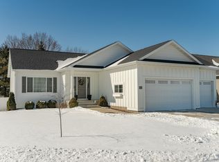 1923 Spruce Meadows Dr SE, Rochester, MN 55904