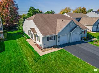 2943 Impressions Dr, Lake In The Hills, IL 60156