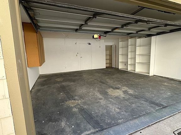 4th image of 455 E St APT 4