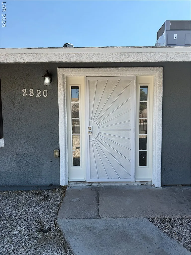 3 bed, 2.0 bath, 1532 sqft, $1,750 — Photo 3