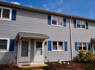 27 Fredricksburg Ct, State College, PA 16803