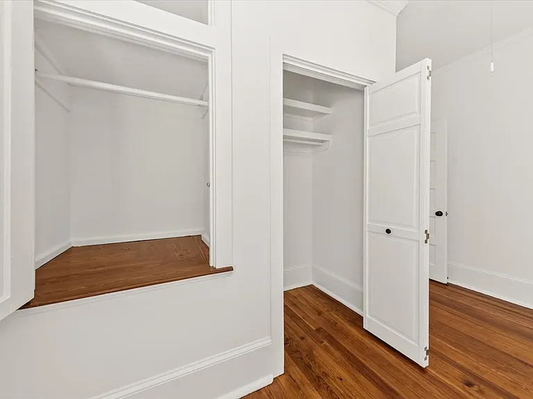 35 Poplar St #B — Photo 13