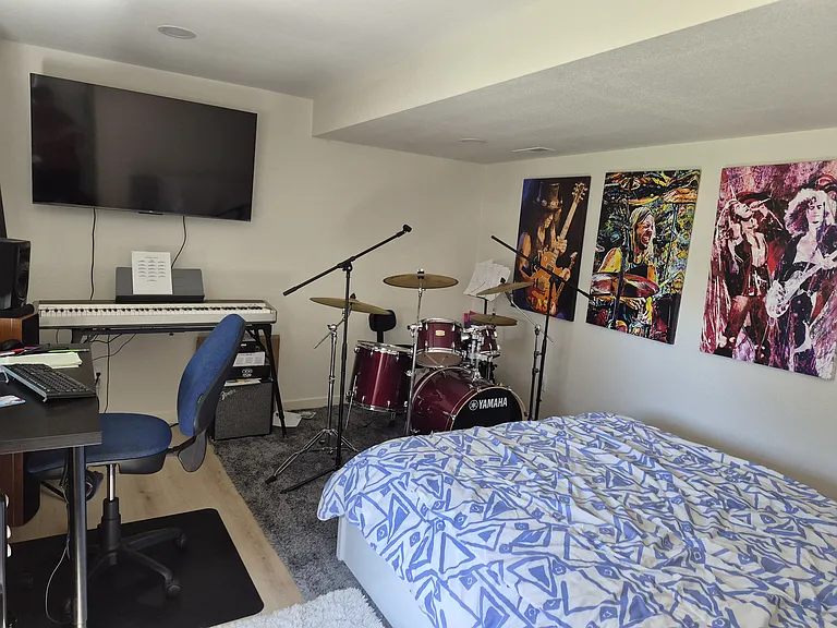 2445 Clayton Cir — Photo 26