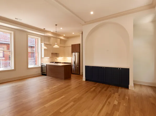 2156 W Pierce Ave, Chicago, IL 60622