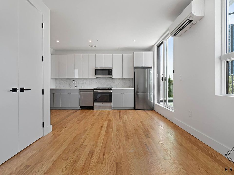 1st image of 179 Martense St Penthouse 1