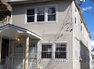10711 Pinegrove St, Jamaica, NY 11435